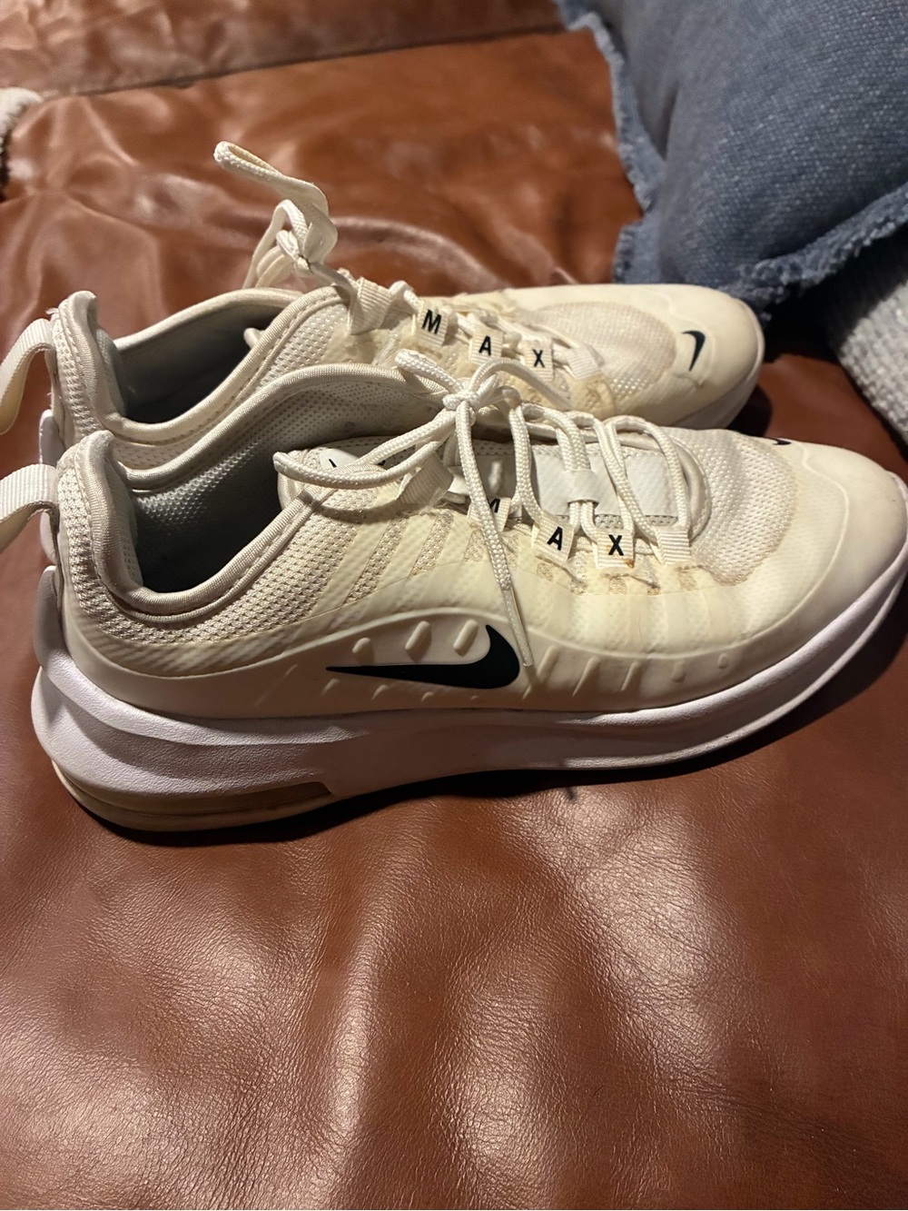 Nike women’s Cream/Black Air Max Athletic Shoes